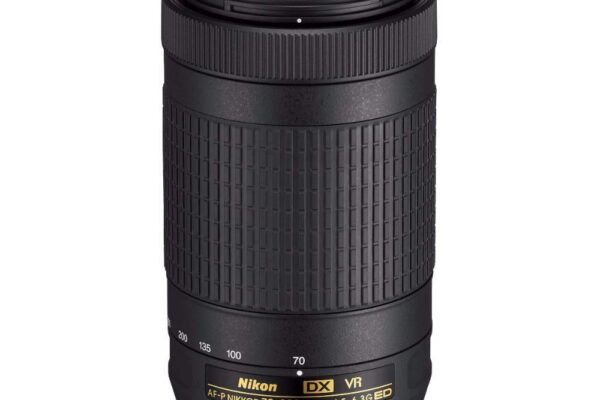 Nikon AF-P DX NIKKOR 70-300 mm f/4.5-6.3G ED VR Lens for DSLR Cameras (Black)