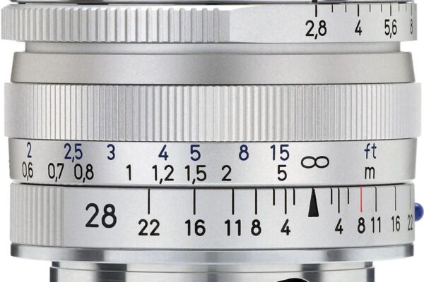 ZEISS Ikon Biogon T* ZM 2.8/28 Wide-Angle Camera Lens for Leica M-Mount Rangefinder Cameras
